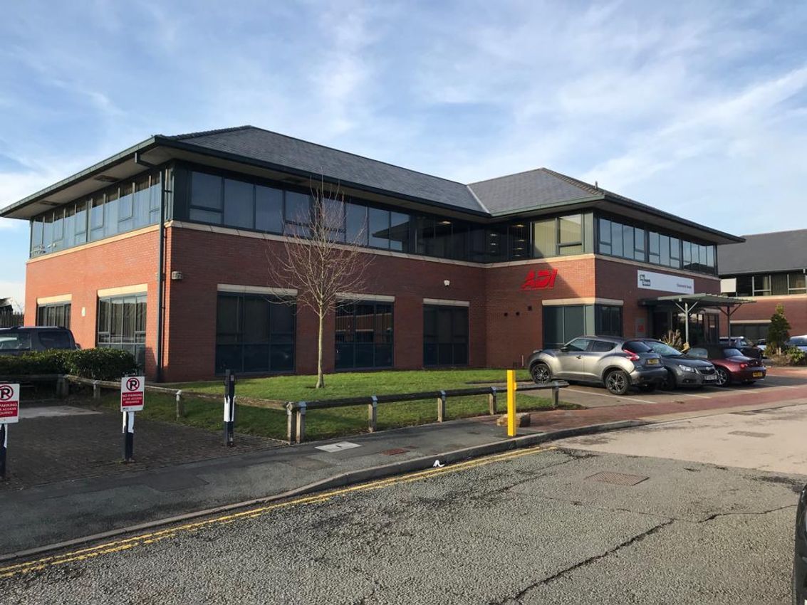 To Let CHATSWORTH HOUSE, HOLLINSBROOK BUSINESS PARK, PILSWORTH ROAD