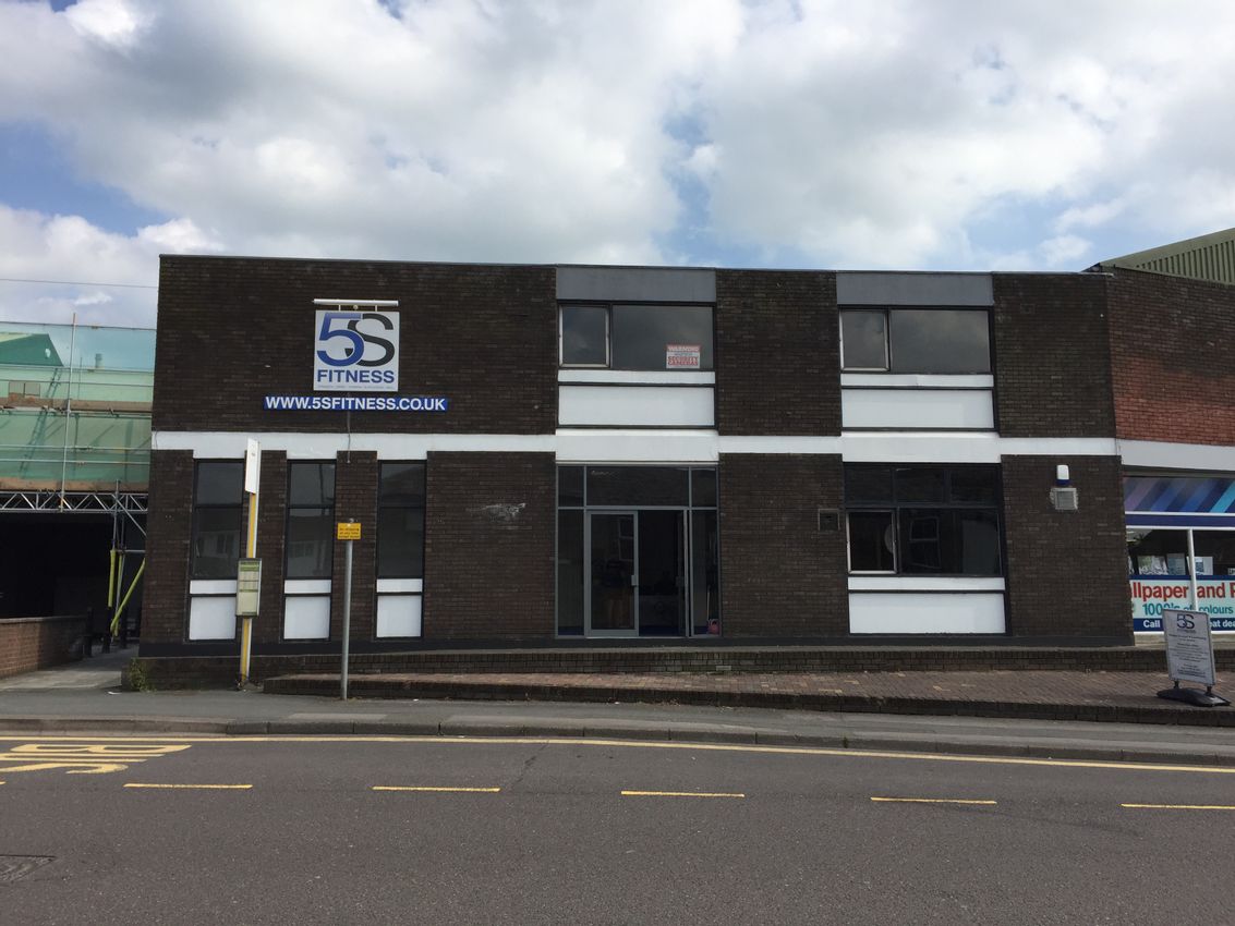 To Let Unit 5 Park House, Hurdsfield Road, Macclesfield, SK10 1LL