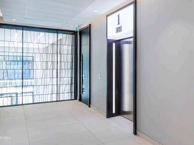 Property Image for Kings House, 174 Hammersmith Road, Hammersmith, London, W6 7JP