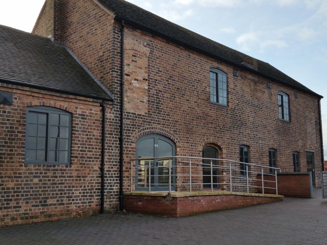 Hepworth Retail Park, Coppice Side, Swadlincote, Derbyshire, DE11 9AA