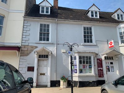Property Image for 9-11 High Street, Shipston-on-Stour, Warwickshire, CV36 4AB
