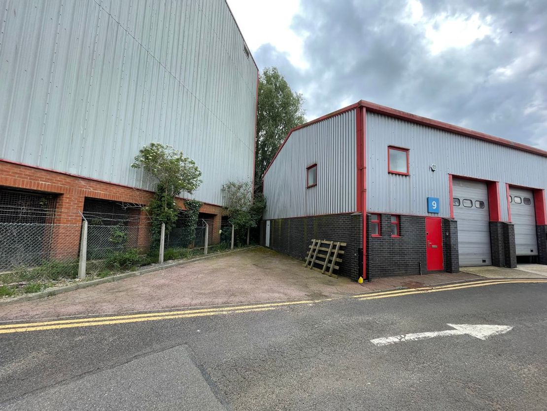 Henwood Business Centre, Henwood Industrial Park, Ashford, Kent, TN24 8DH