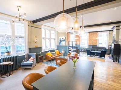 Property Image for Dog House, 150 Friar Street, Reading, RG1 1HE