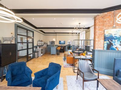Property Image for Dog House, 150 Friar Street, Reading, RG1 1HE