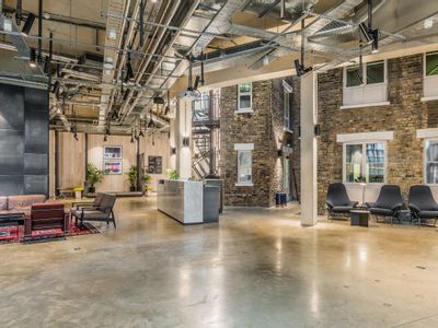Property Image for 7 Pancras Square, London, Greater London, N1C 4AG