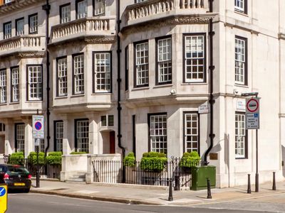 Property Image for 2 Eaton Gate, London, SW1W 9BJ