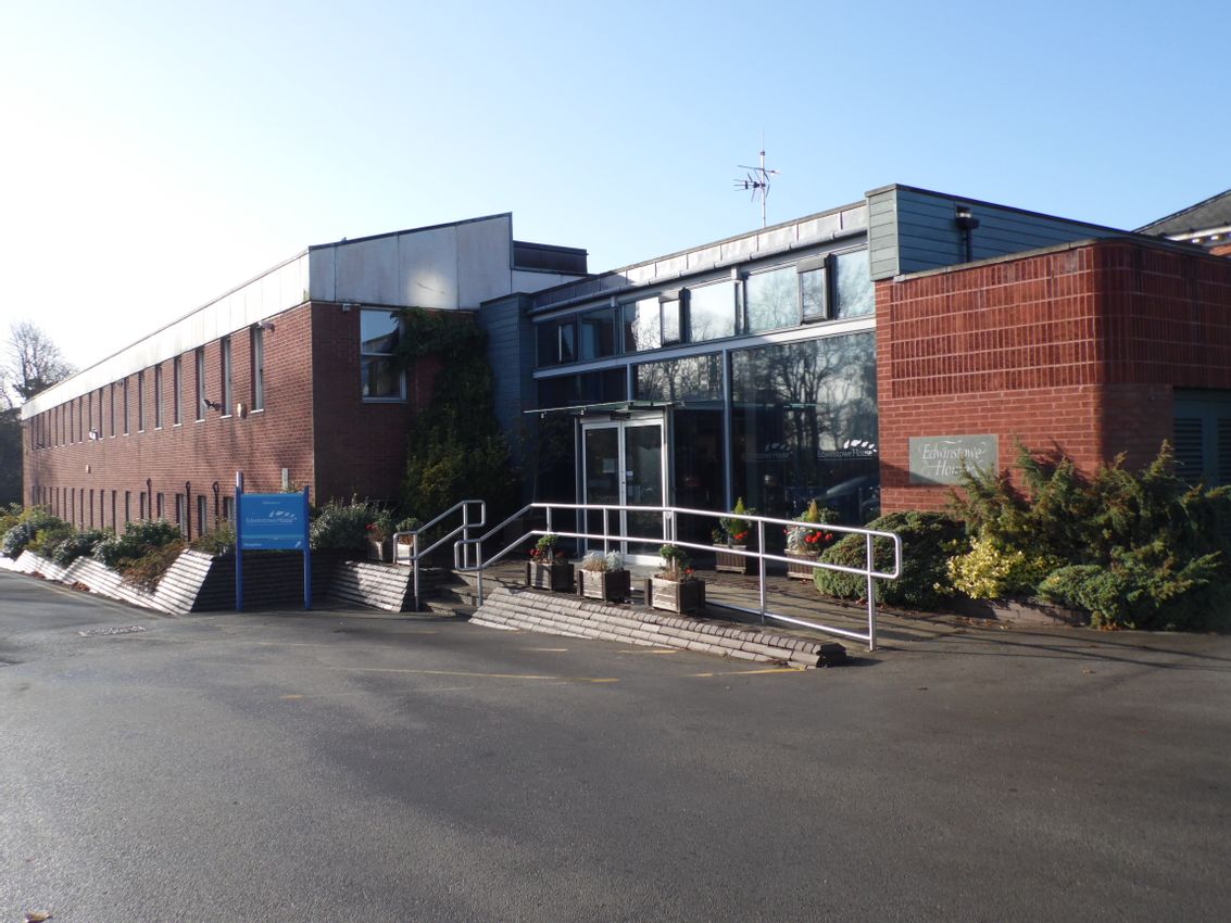 To Let Edwinstowe House, High Street, Edwinstowe, Mansfield