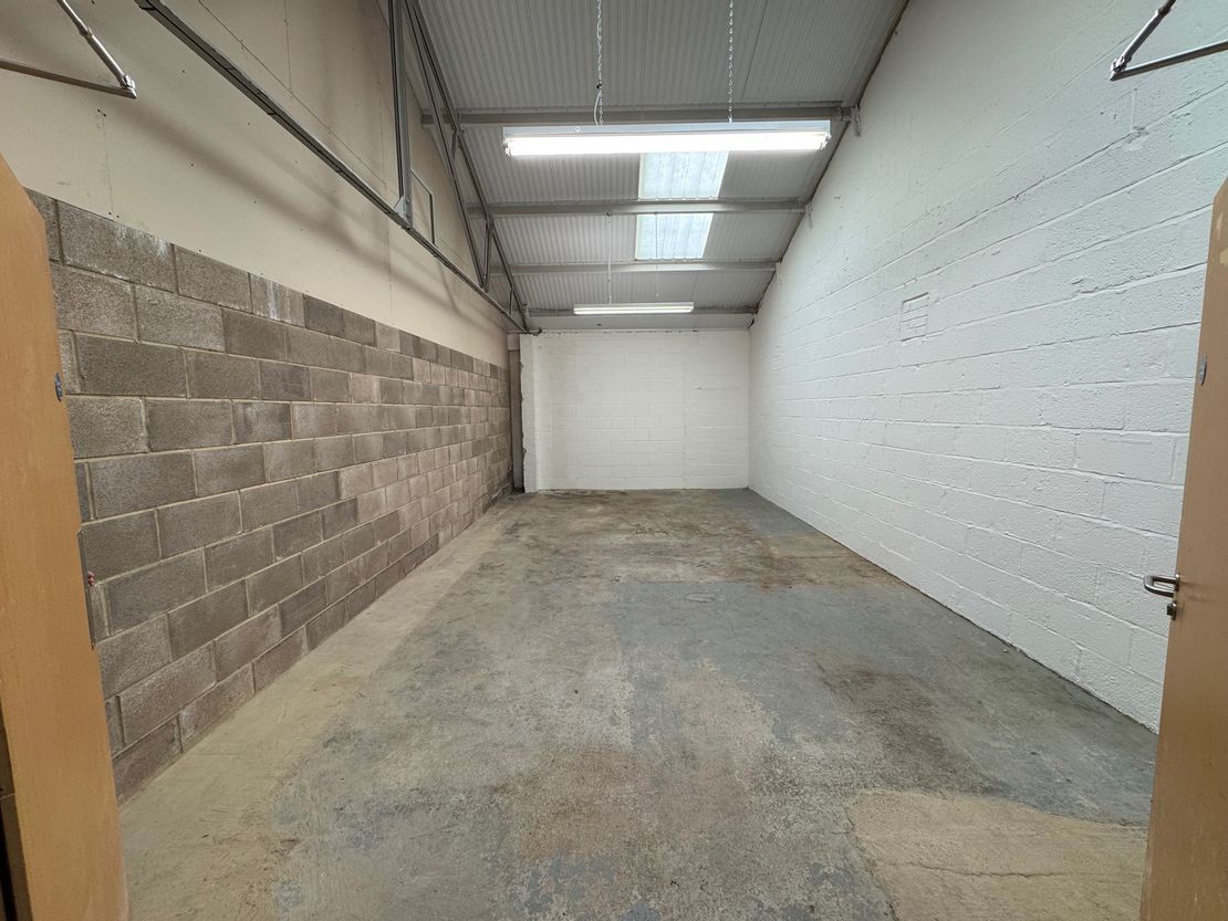 Workshop Units, Elcot Park & Mews, Elcot Lane, Marlborough, Wiltshire, SN8 2BG