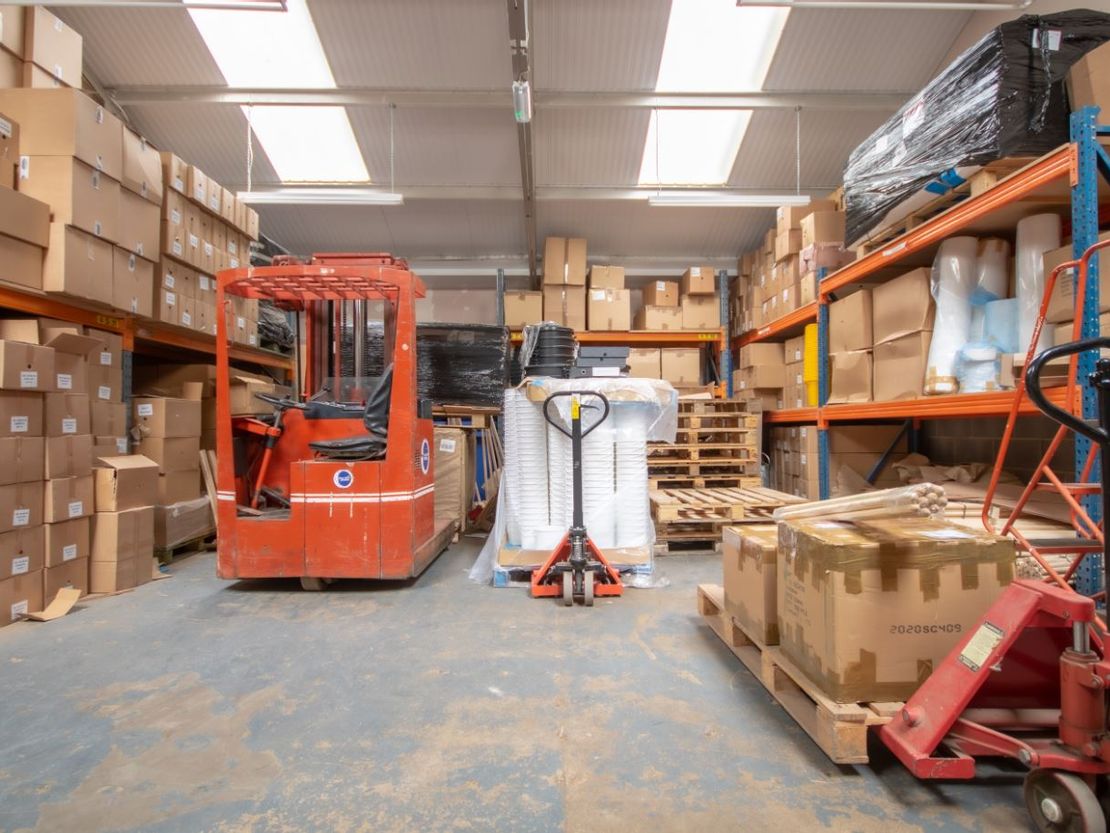 Workshop Units, Elcot Park & Mews, Elcot Lane, Marlborough, Wiltshire, SN8 2BG