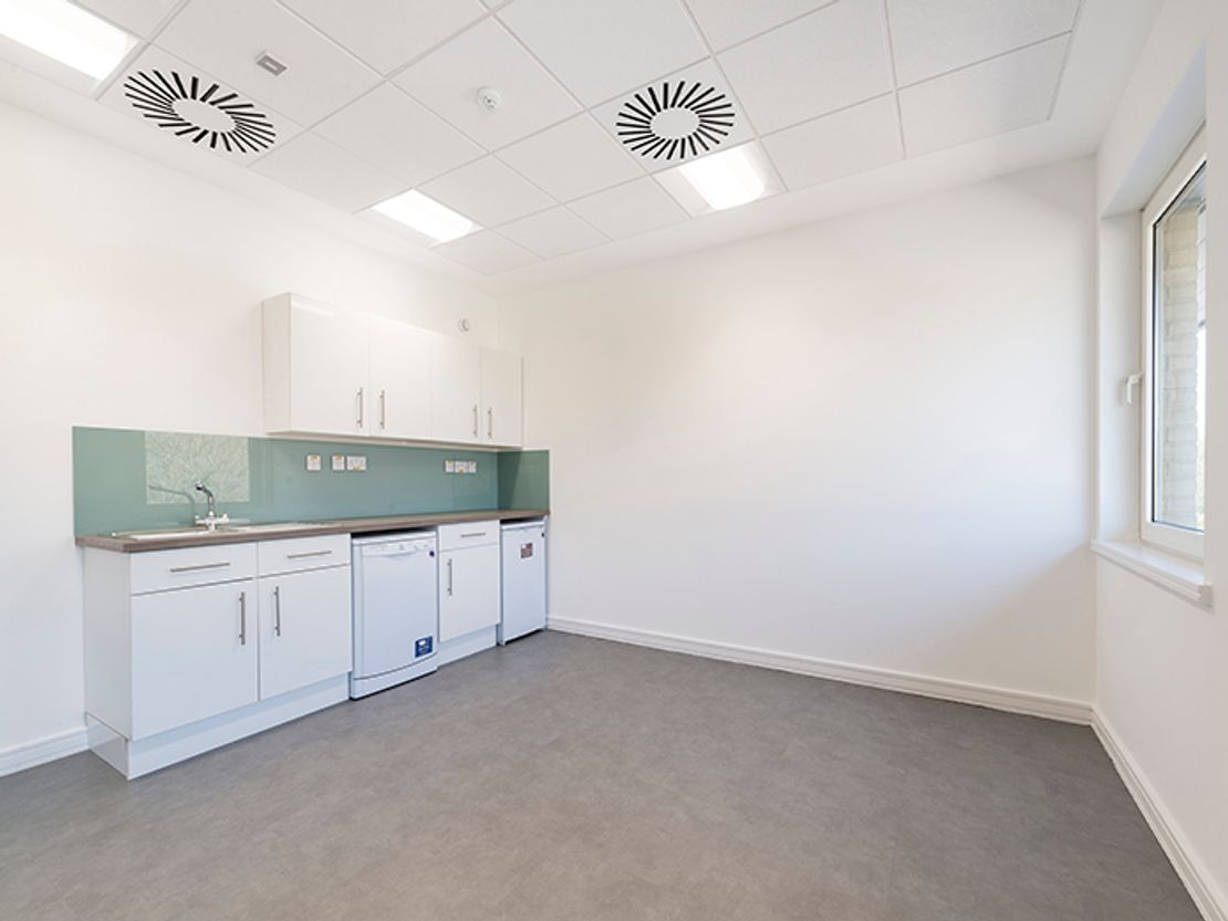 6270 Bishops Court, Solihull Parkway, Birmingham, West Midlands, B37 7YB