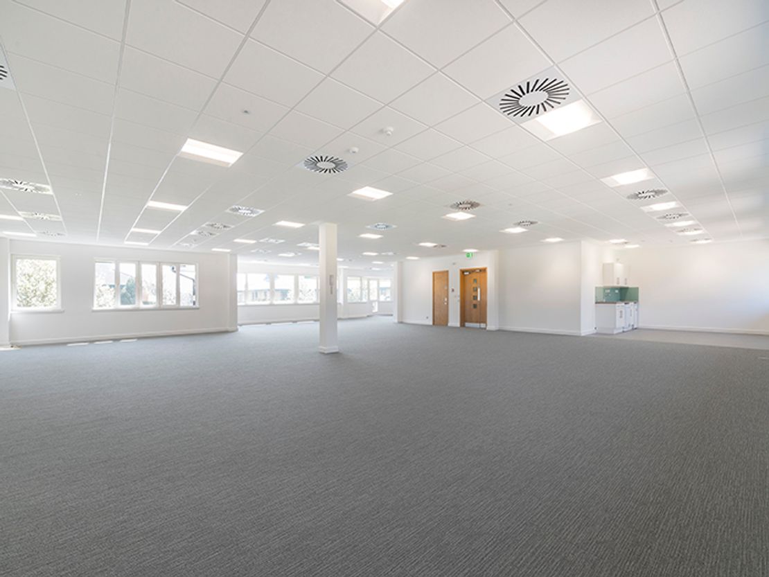 6270 Bishops Court, Solihull Parkway, Birmingham, West Midlands, B37 7YB