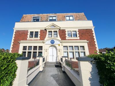 Property Image for The Dock Hub Lorna House, Wilbury Villas, Hove, East Sussex, BN3 6AH