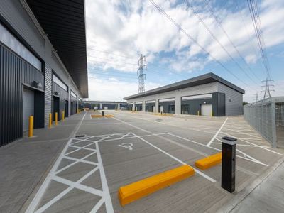 Property Image for Unit 5, Segro Park, Reef Street, Dagenham, Essex, RM9 6RJ