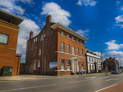 Property Image for South Square House | 4 South Square | Boston | Lincolnshire | PE21 6JU