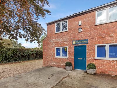 Property Image for 14 Bear Lane | Pinchbeck | Spalding | Lincolnshire | PE11 3XA