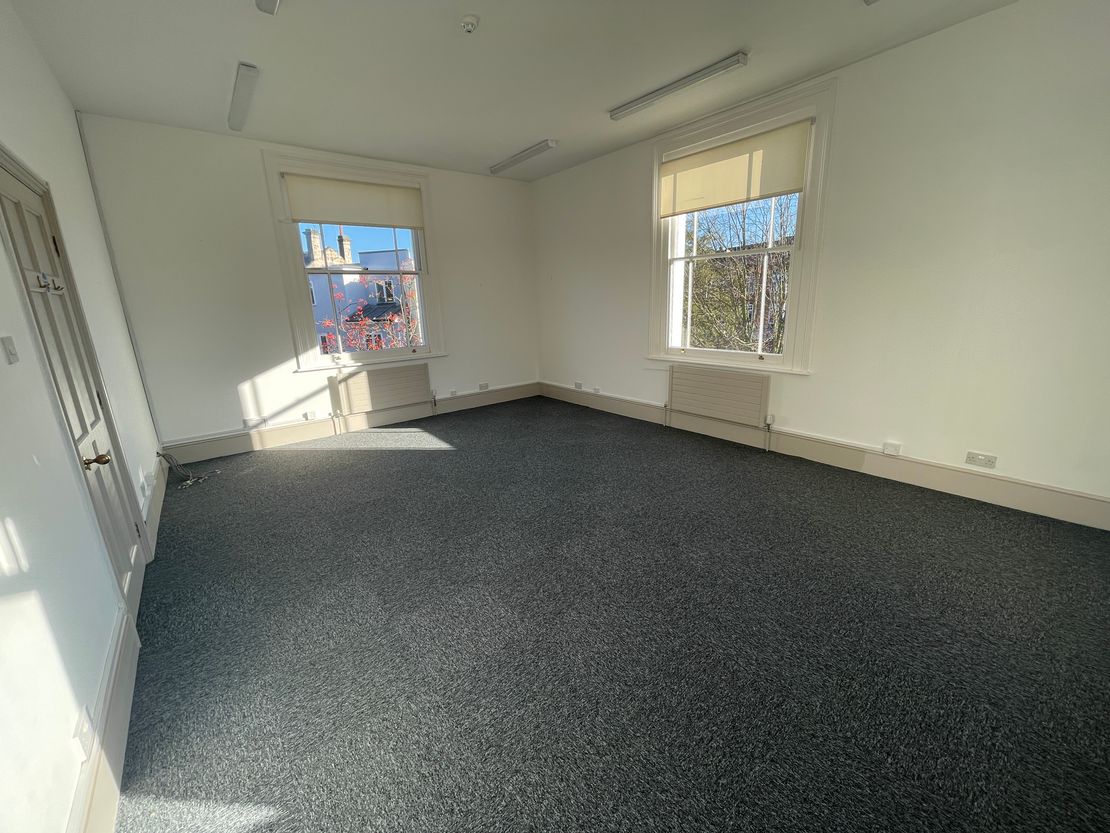 1 Mount Ephraim Road, Tunbridge Wells, Kent, TN1 1ET