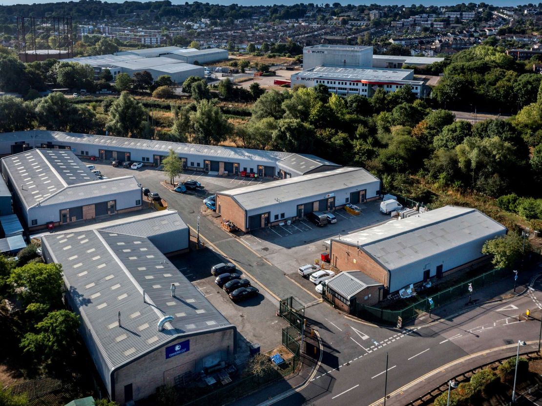Kencot Close Business Park, Kencot Close, Kencot Way, Erith, Kent, DA18 4AB