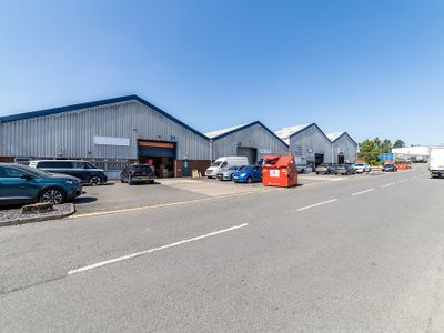 Property Image for Kelvin Way Trading Estate, Kelvin Way, West Bromwich, West Midlands, B70 7TP