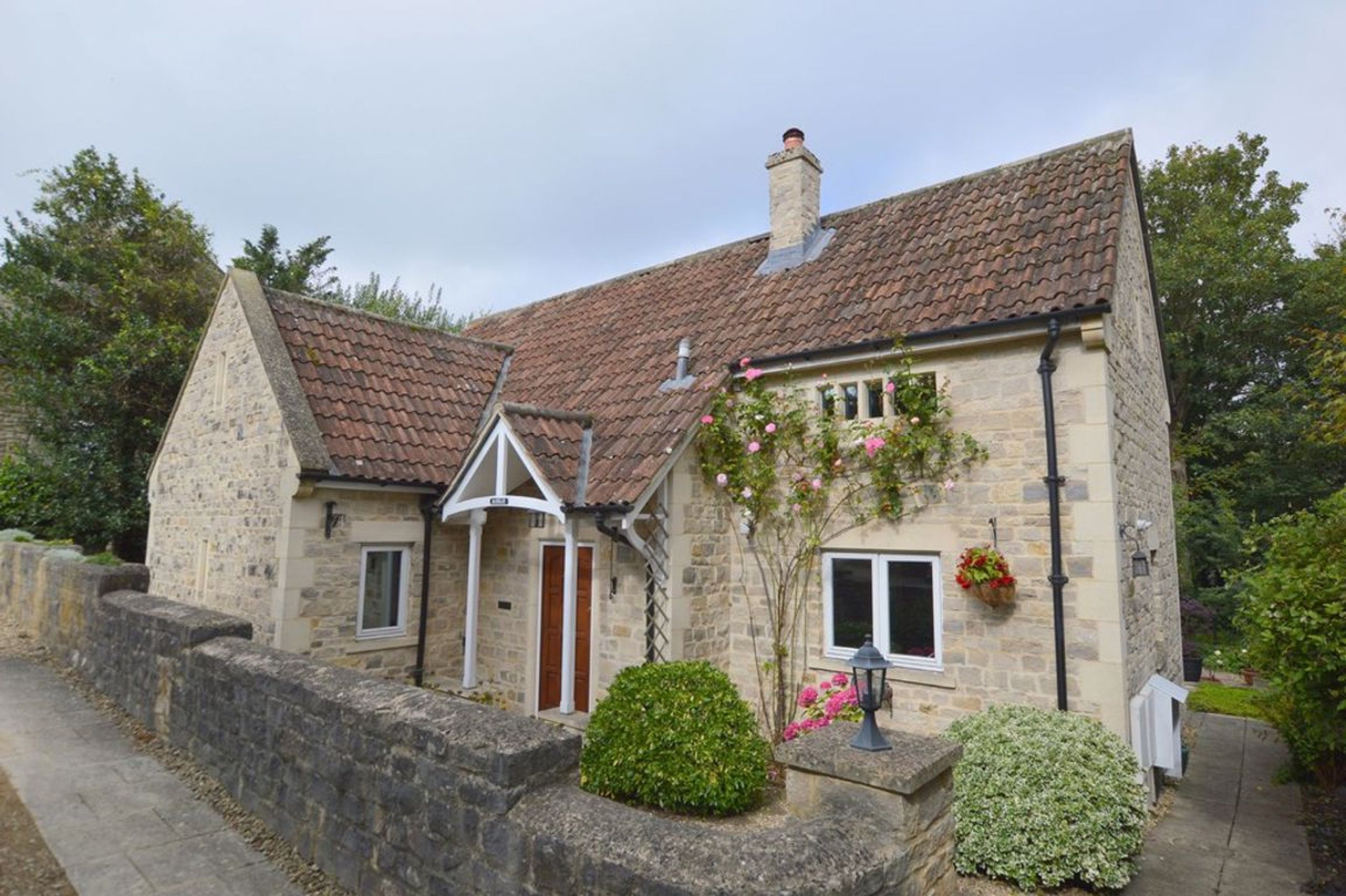 For Sale Church Walk, Melksham PropList