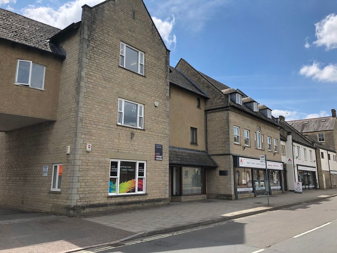 To Let 12 Langdale Gate, Witney OX28 6FG, UK PropList