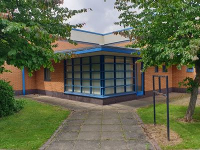 Property Image for 10 Beeston Ct, Runcorn WA7 1SS, UK