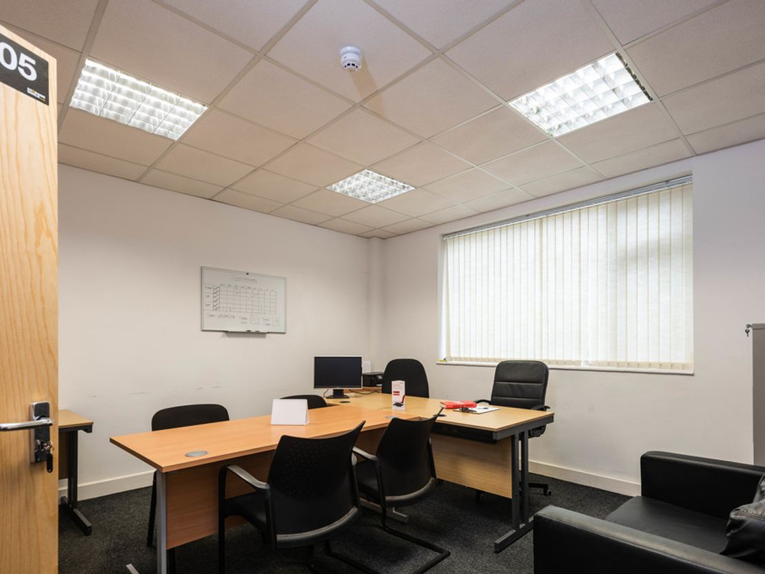 9 Townley St, Middleton, Manchester M24 1AT, UK