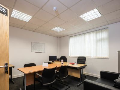 Property Image for 150 Ashton Old Rd, Manchester M12 6LP, UK