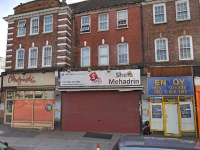Property Image for 233a Golders Green Rd, London NW11 9ES, UK
