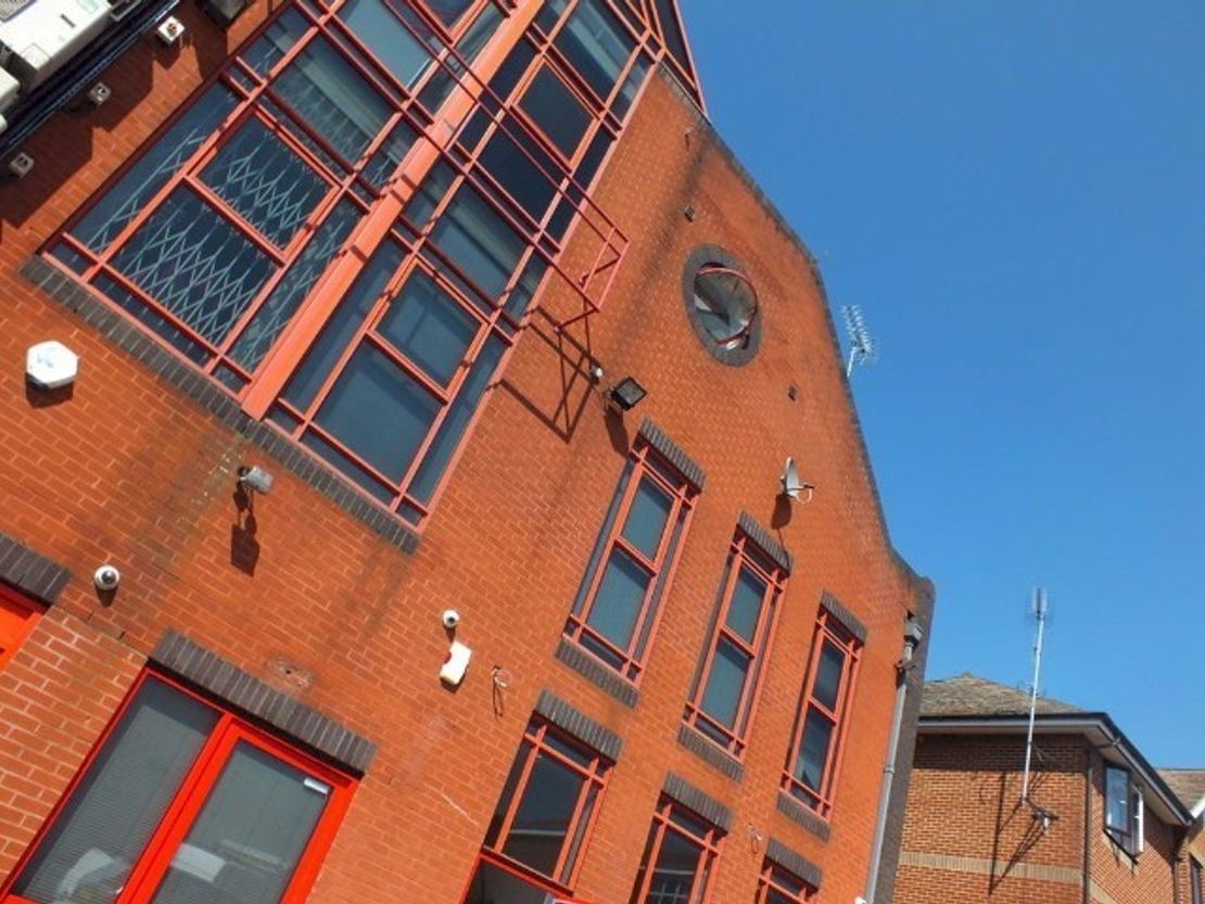 8 South St, Reading RG1 4QS, UK
