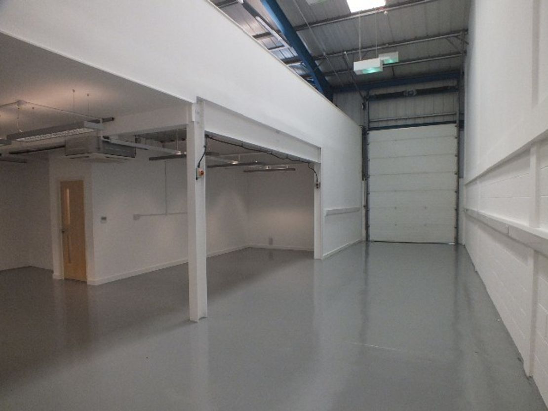 Chessington Trade Park, 60 Cox Ln, Chessington KT9 1TW, UK