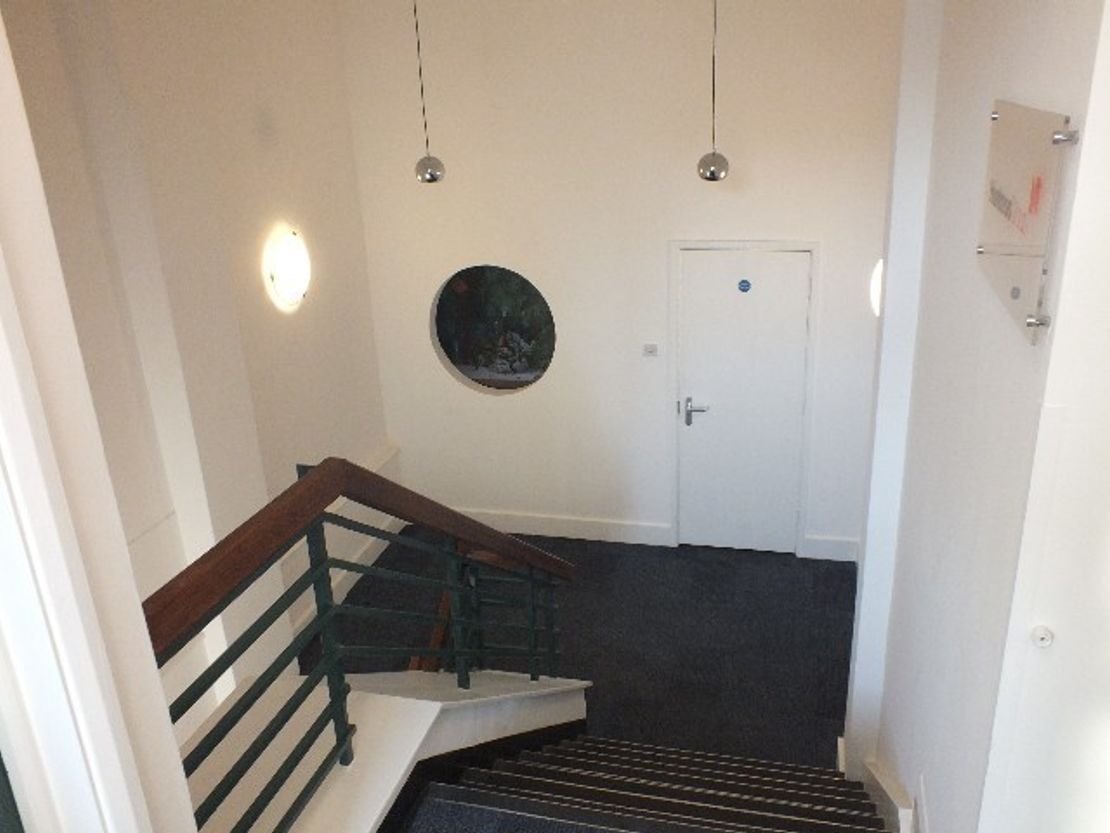 High Street (Stop G), Epsom KT19 8AH, UK
