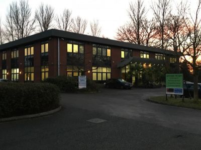Property Image for 1a Oaklands Business Centre, Oaklands Business Park, Wokingham RG41 2FD, UK