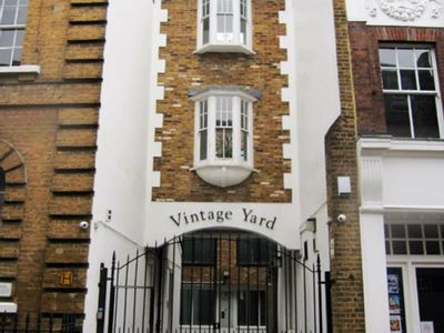 Property Image for 49-53 Bermondsey St, Bermondsey, London SE1 3XH, UK