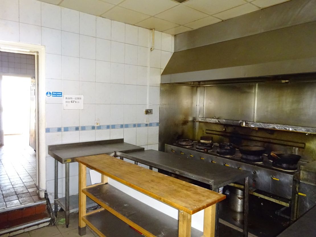 48 Coombe Rd, Kingston upon Thames KT2 7AF, UK