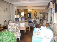 Property Image for 370A Walton Rd, Molesey, West Molesey KT8 2JE, UK