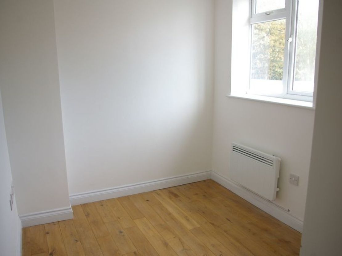 360 Malden Rd, Worcester Park KT4 7NW, UK
