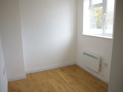 Property Image for 360 Malden Rd, Worcester Park KT4 7NW, UK