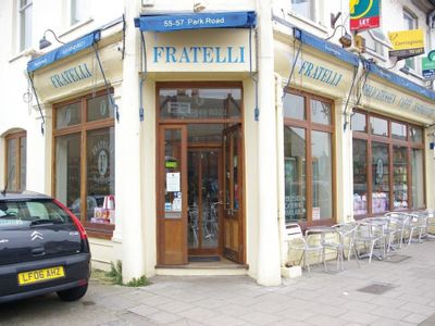 Property Image for 45 Park Rd, Kingston upon Thames KT2 6DB, UK