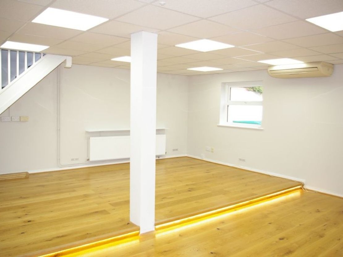 5 South Rd, Weybridge KT13 9DZ, UK