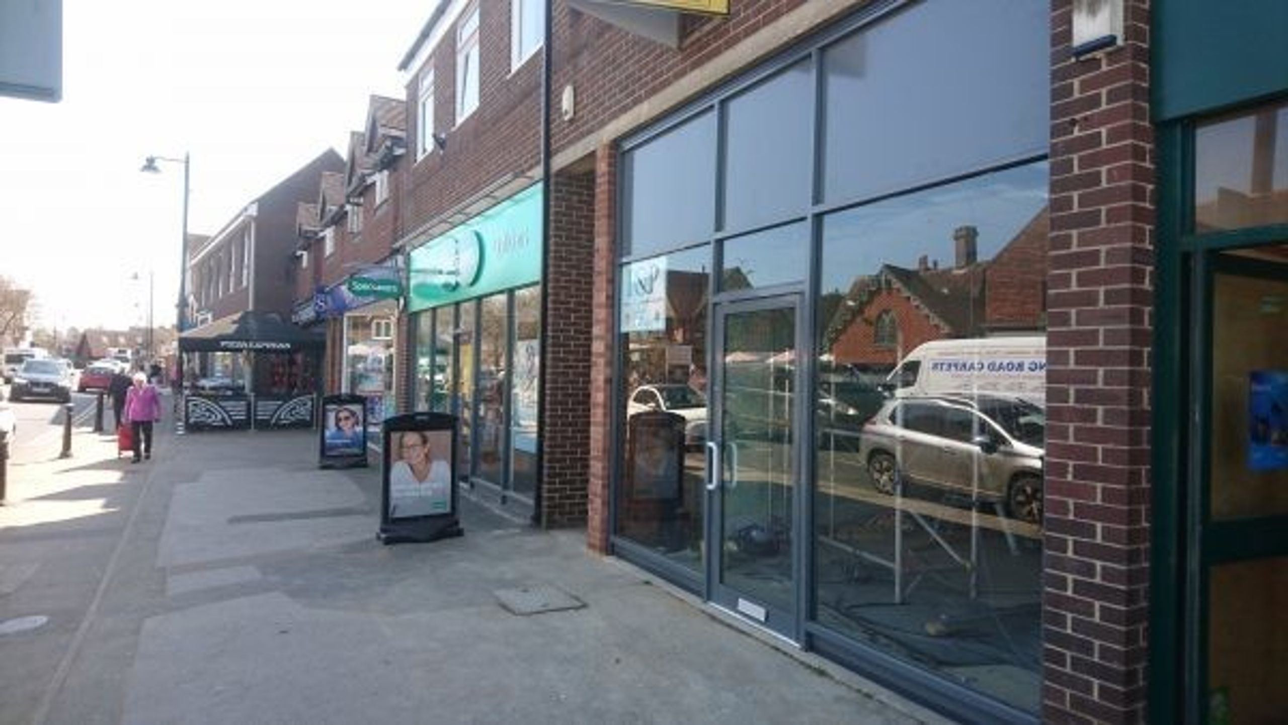 To Let 110 High St, Cranleigh GU6 8AJ, UK PropList