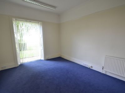 Property Image for 16 Newland St, Witham CM8 2AP, UK