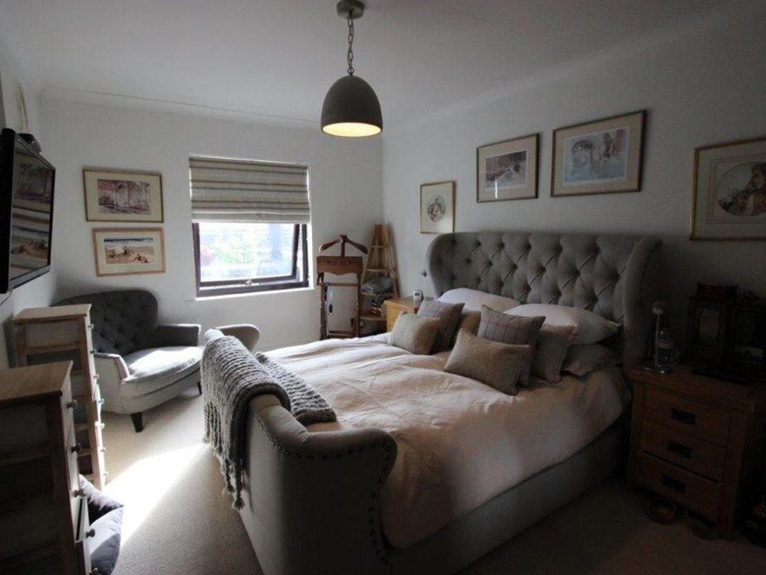 2 Brewery Terrace, Saundersfoot SA69 9HG, UK