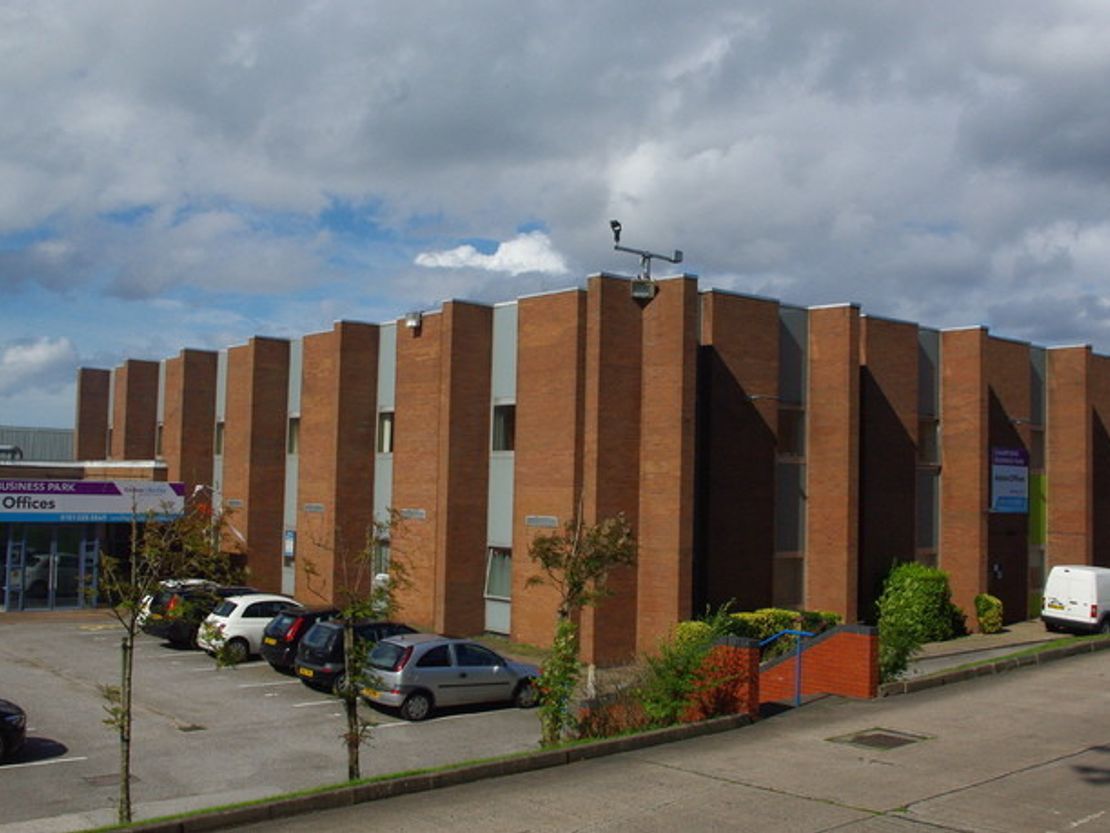 6 Arrowe Brook Rd, Birkenhead, Wirral CH49 0AB, UK