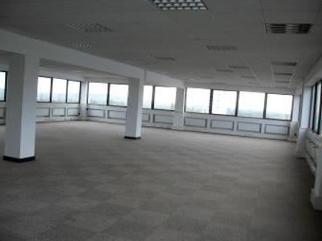 53 Gwent Square, Cwmbran NP44 1PL, UK