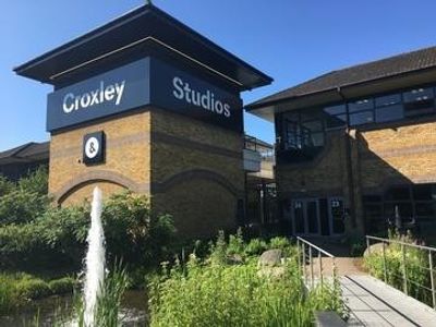Property Image for The Courtyard, Hatters Ln, Watford WD18 8YH, UK
