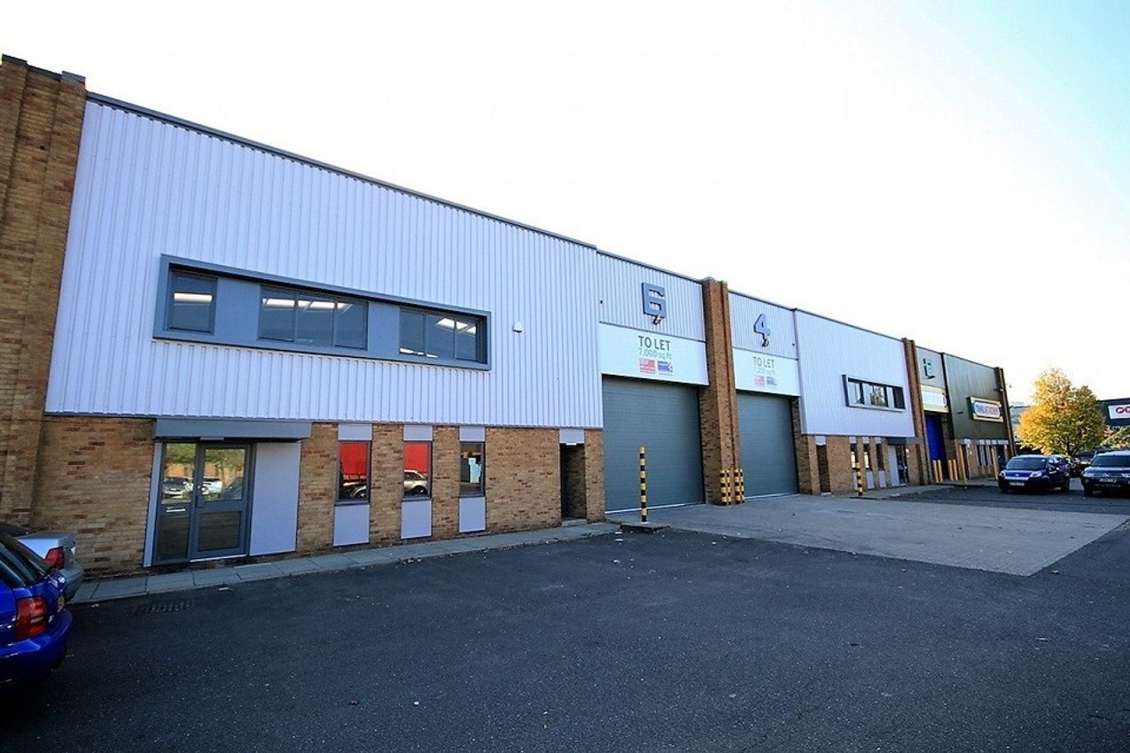 To Let 27 Oakham Dr, Sheffield S3 9QX, UK PropList