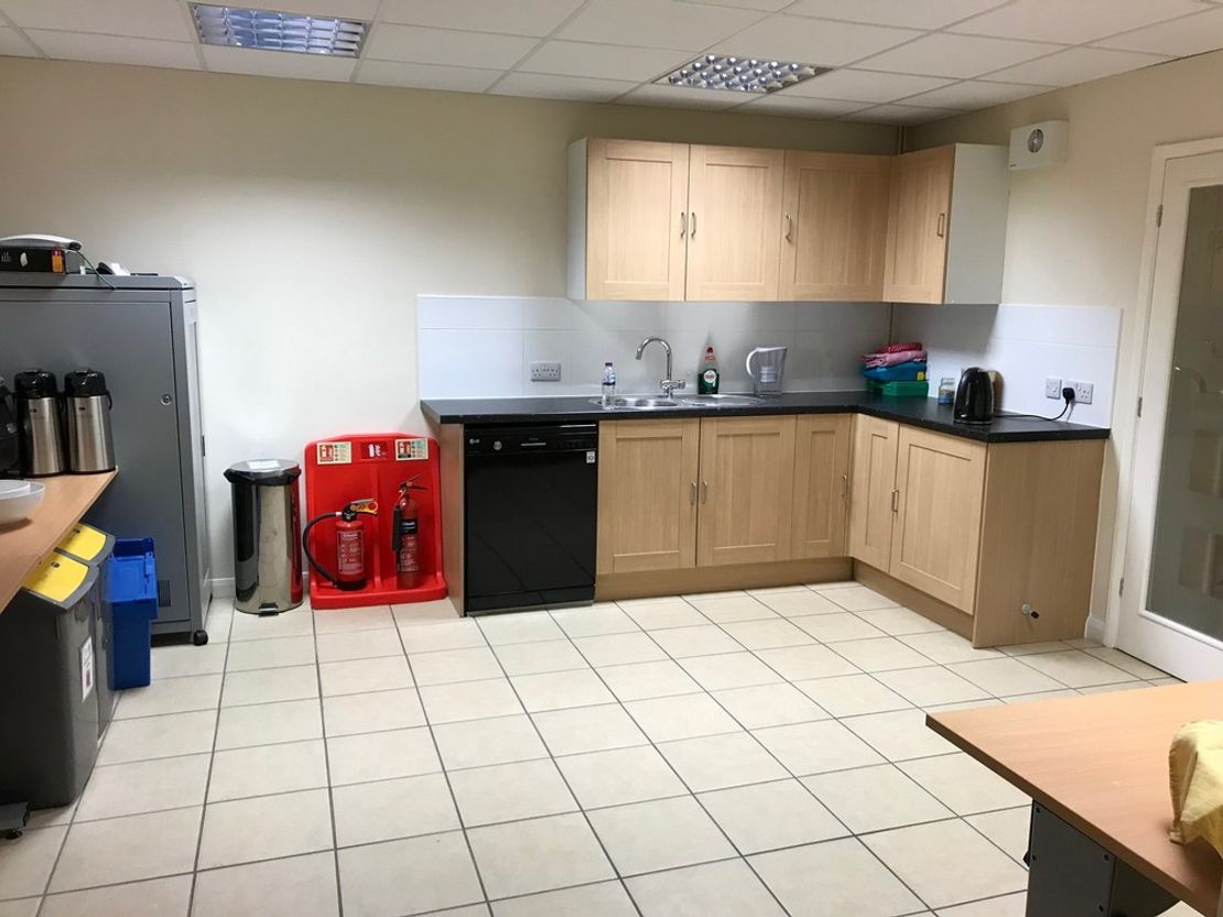 Unit 2 Wharf St, Warwick CV34 5LB, UK