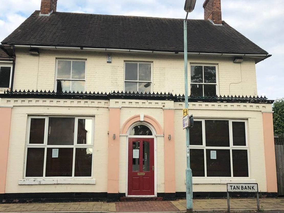 25 Tan Bank, Wellington, Telford TF1 1HJ, UK