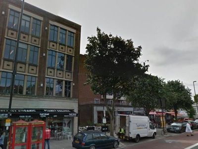 Property Image for 58 Essex Rd, London N1 8LR, UK