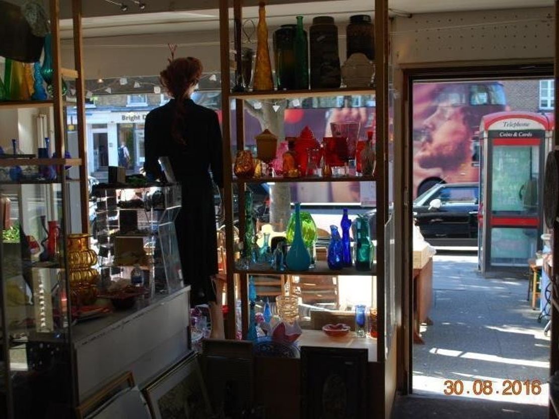 58 Essex Rd, London N1 8LR, UK